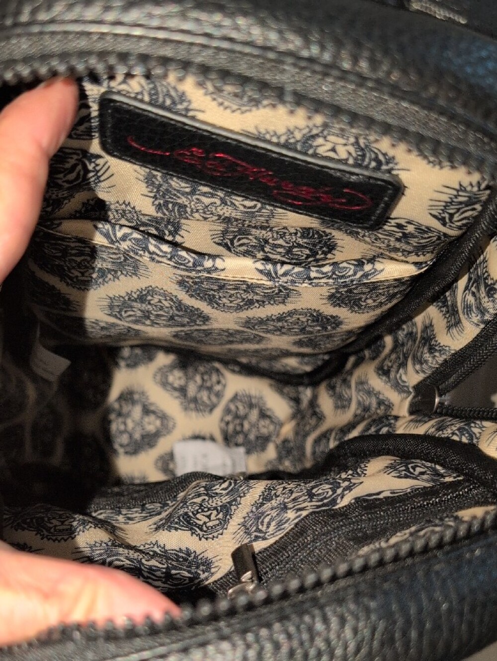 Ed Hardy Black Graphic Sling Bag with Multicolor Skull Print NWT - Picture 8 of 11